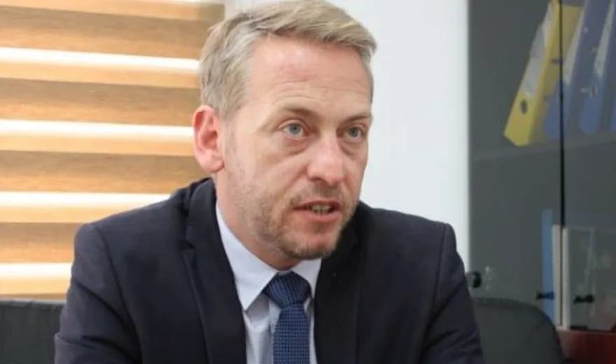 Deda: Kosova po shkon drejt federalizmit, skena politike po bie pre e propagandës së VV-së