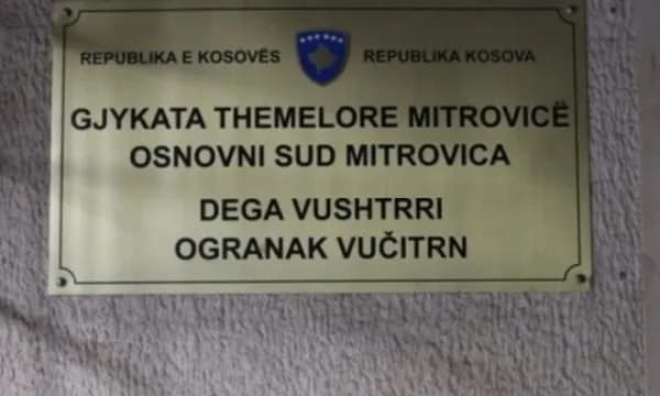 Dënohet me 1 vit e 4 muaj burgim mësuesi që akuzohej se ngacmoi nxënëset në Vushtrri
