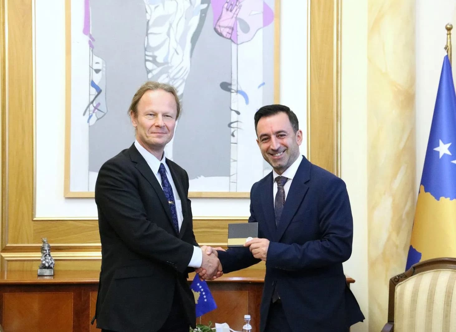 Deputetë finlandezë vijnë në Kosovë, i pret Basha: Jemi popull që besojmë në vlerat perëndimore