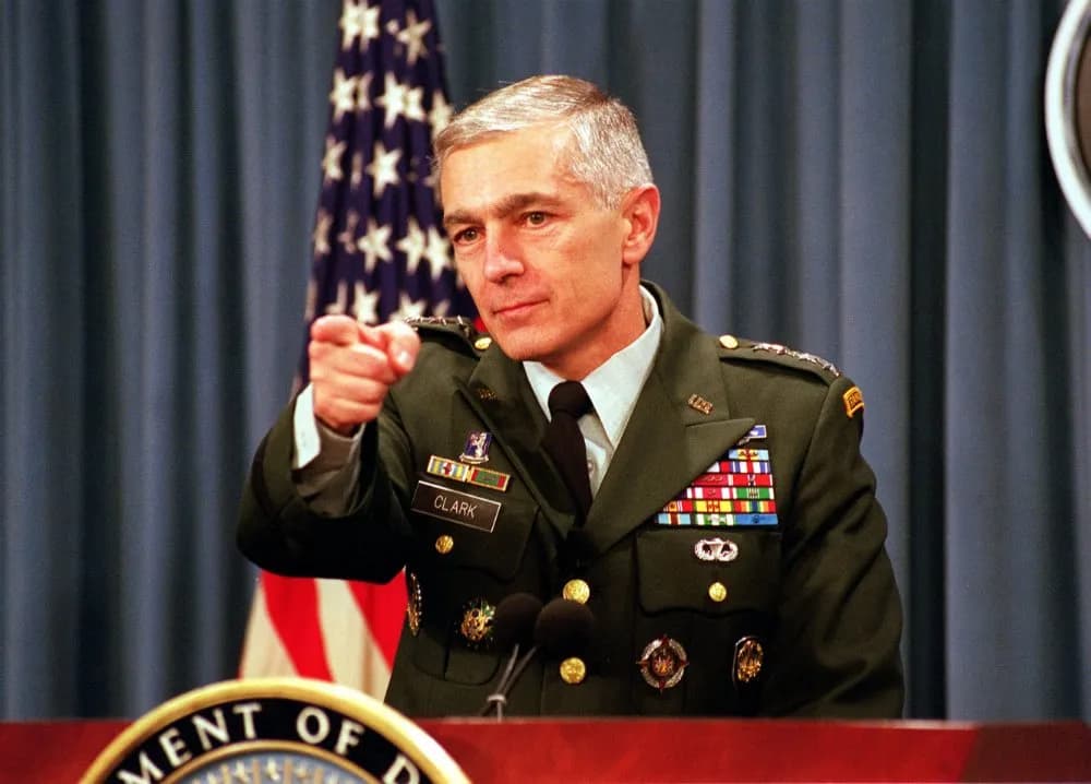 Dëshmia e Gjeneralit: Për çka do të flasë Wesley Clark në Hagë?