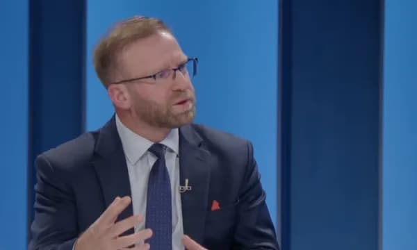 Haki Abazi: Nuk jemi zbutur ndaj VV-së, ka qenë trokitje nga ata
