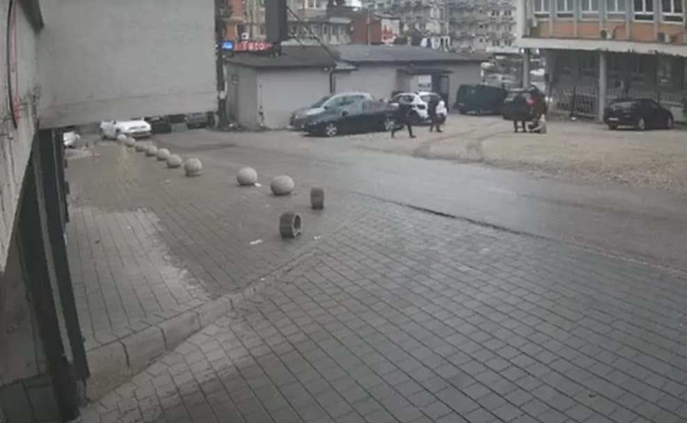 “Hakmarrja motivi” I dyshuari për tentim-vrasjen në Pejë dhjetëra raste penale, detaje nga dosja e Prokurorisë