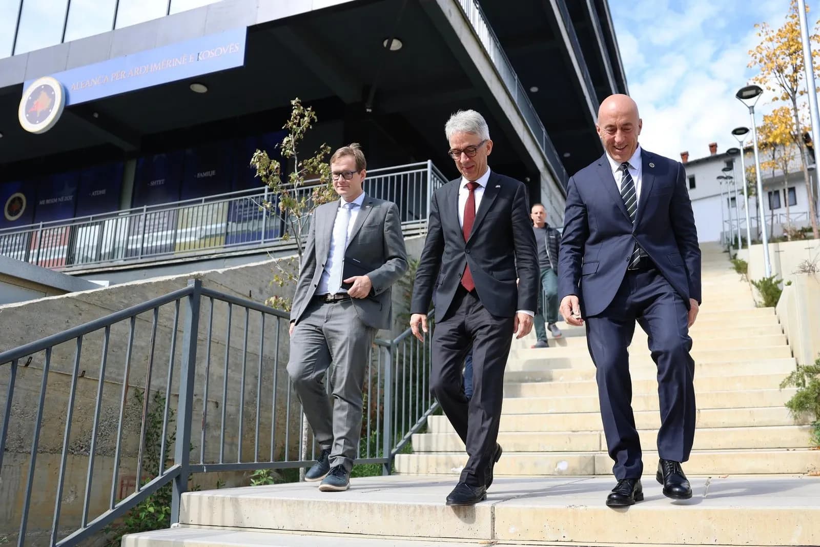 Haradinaj takon ambasadorin e ri të Gjermanisë: Kërkova mbështetjen e tij për të qenë pjesë NATO-s dhe BE-së