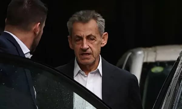 Ish-Presidenti i Francës Nicolas Sarkozy niset drejt burgut për të vuajtur dënimin pesëvjeçar
