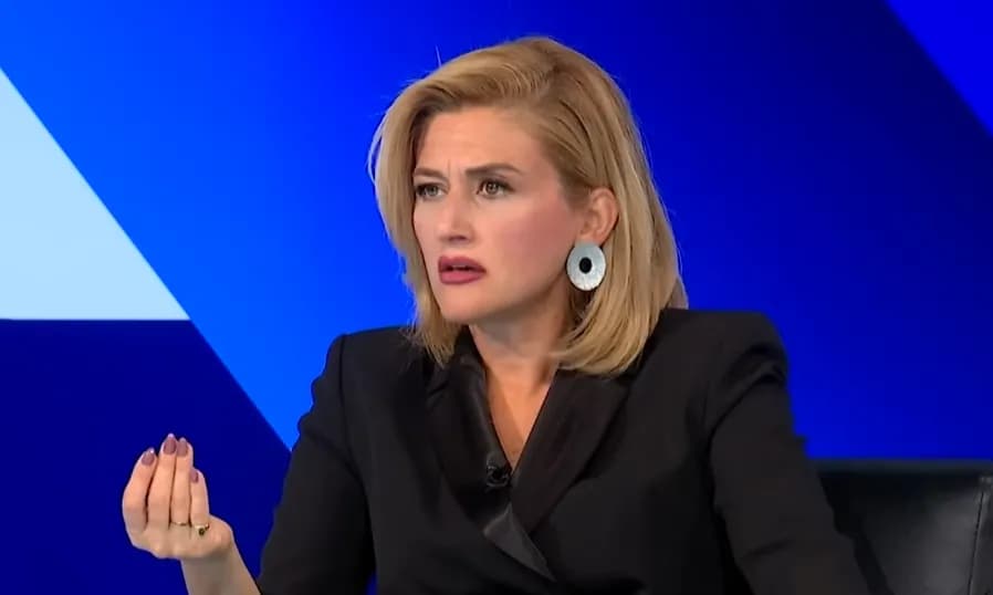 “Jemi 4 apo 5 deputetë mangu”, flet Mimoza Kusari: LDK s’ka pranuar as uljen në tavolinë për diskutim