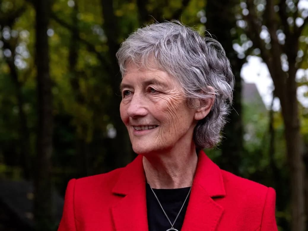 Katherine Connolly fiton zgjedhjet presidenciale në Irlandë me shumicë të madhe