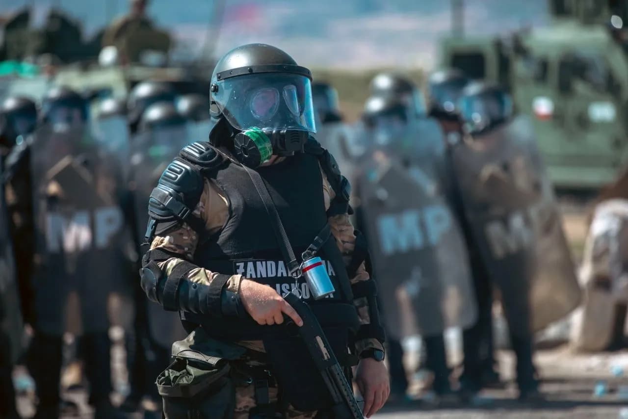 KFOR-i me stërvitje për kontrollin e turmave dhe trazirave