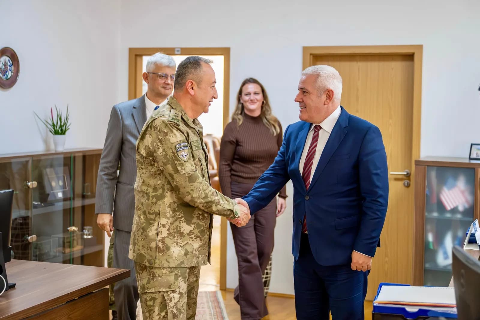KFOR njofton për takimin Ulutas-Sveçla, siguria temë diskutimi