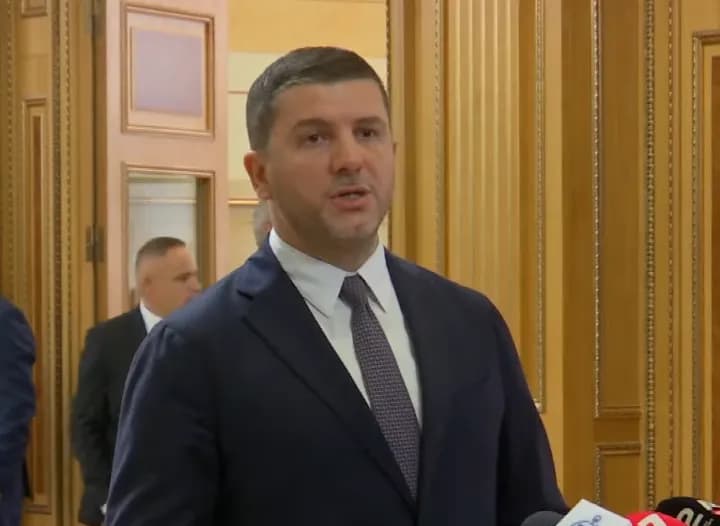 Krasniqi: Kurti s’do të jetë më kryeministër – koha e qeverisjes së tij mori fund