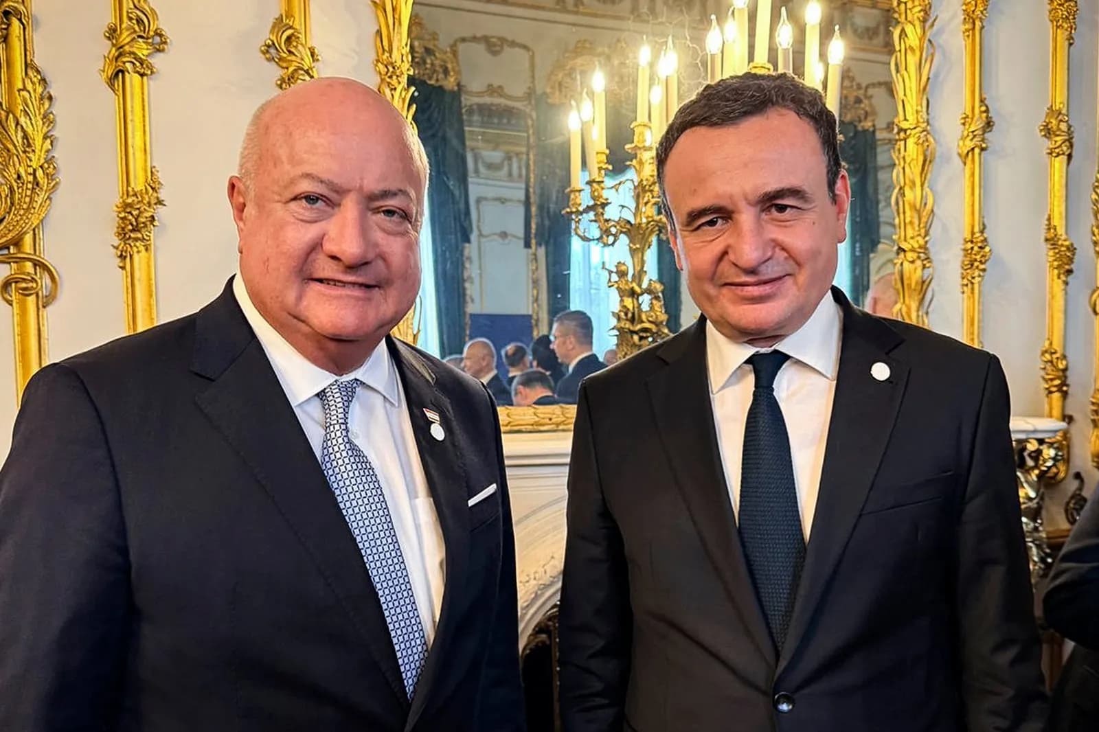 Kurti takohet me Stocker – diskutojnë për marrëdhëniet bilaterale, sigurinë dhe integrimin evropian