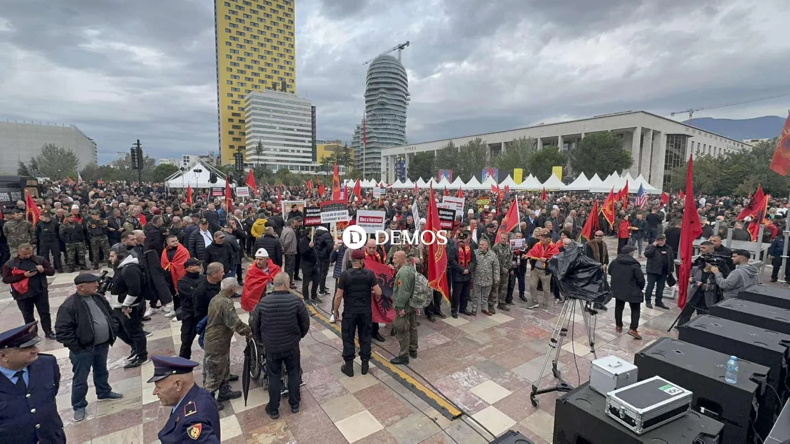 Kush nga politikanët do të marrë pjesë në protestën e UÇK-së?