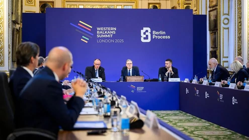 Merz, Kosovës dhe Serbisë: Intensifikoni dialogun për normalizim, e keni mbështetjen time