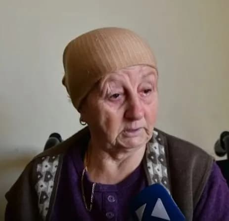 “Nuk kam burrë e as fëmijë”, e moshuara po mbetet pa bukë në Skenderaj, shkak ashensori