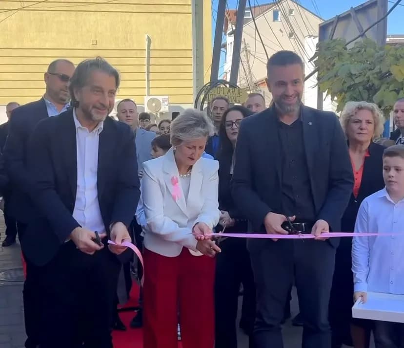 Përparim Rama përuron hapësirën e re sportive për nxënës në shkollën “Gjergj Fishta”