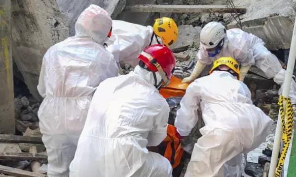 Shembja e një shkolle në Indonezi lë 37 të vdekur e qindra të plagosur