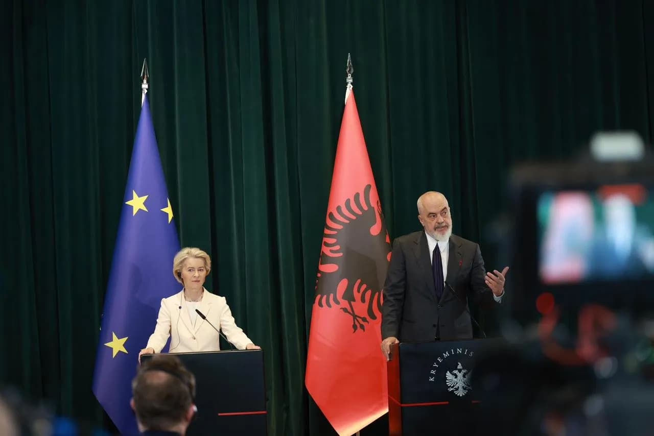 Von der Leyen në Tiranë: Shqipëria në rrugën e duhur drejt BE, keni bërë progres