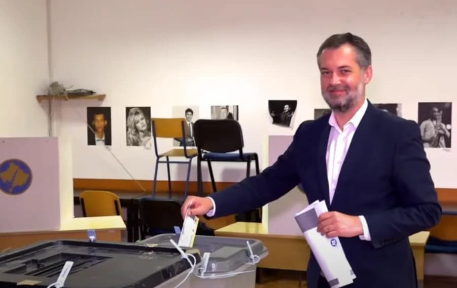Voton kandidati për kryetar të Prishtinës, Hajrulla Çeku
