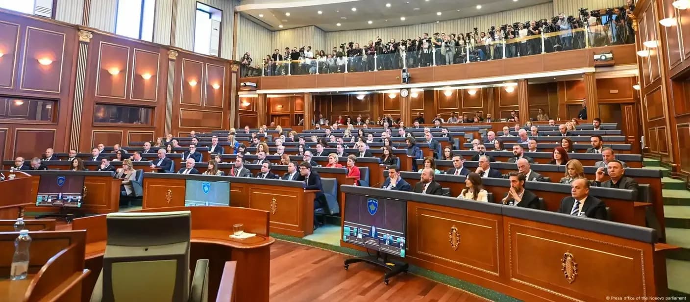 Zgjedhja e Qeverisë, edhe Kuvendi njofton për seancën e jashtëzakonshme të së dielës