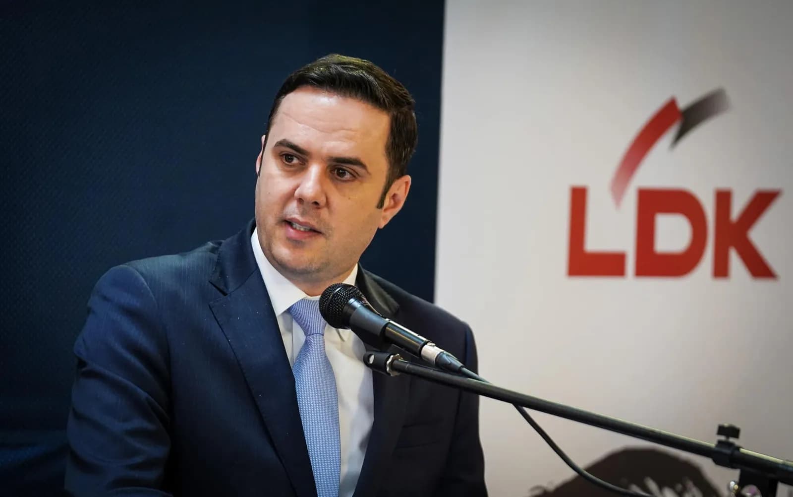 Abdixhiku i reagon Osmanit: Kam qenë i gatshëm të votohet buxheti i Prishtinës, pagat e RTK-së dhe Pako e Rritjes
