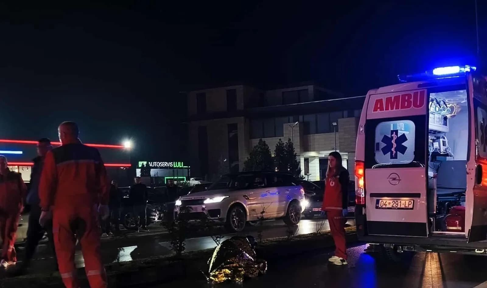 Aksident i rëndë në Prizren, vetura godet për vdekje një këmbësor