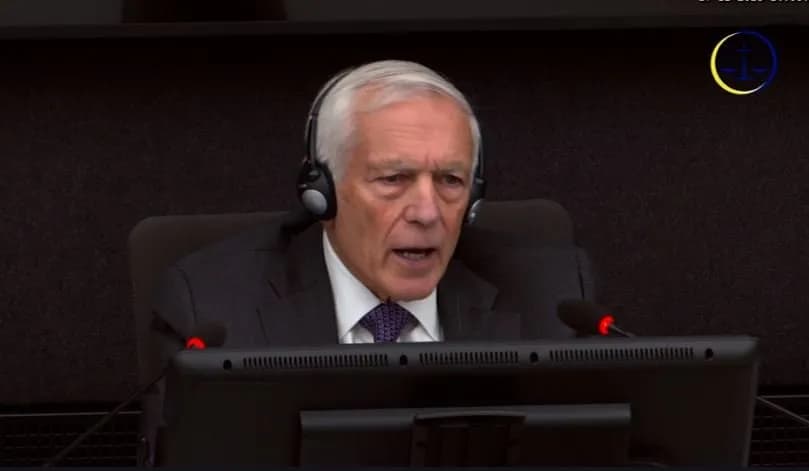 Clark tregon për përgatitjet e NATO-s para hyrjes në Kosovë