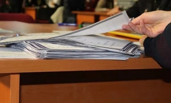 Dyshimet për manipulime me vota në Mitrovicë të Jugut – komisioni i KQZ-së nesër pritet të përgatis një raport