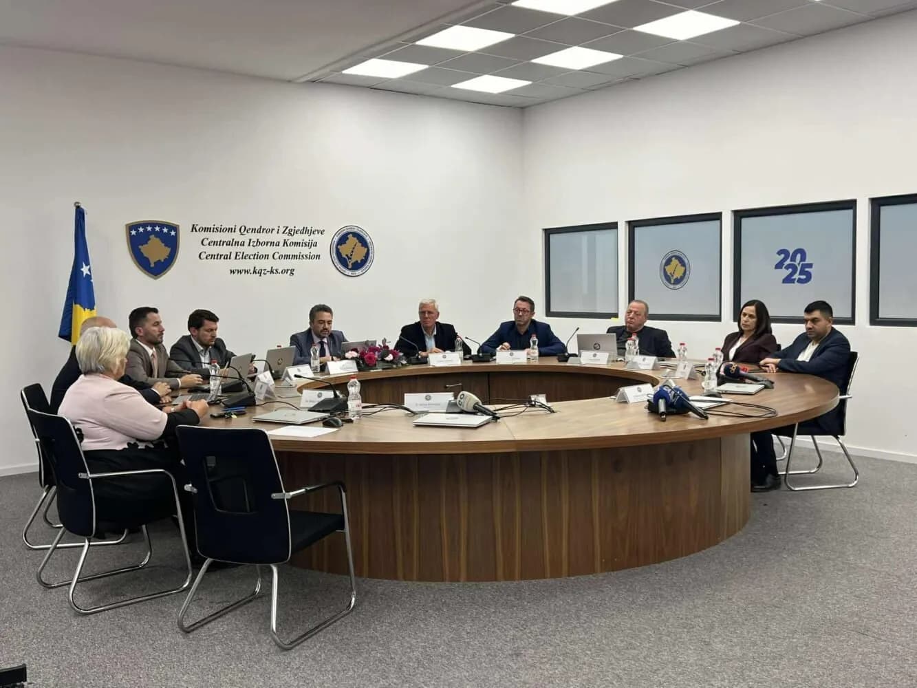 KQZ mblidhet sot prej orës 17:00, në rend dite miratimi i komisionit për vlerësimin e fletëvotimeve