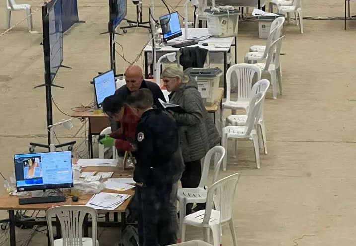 KQZ thotë se edhe Gjakova lajmëroi për fletëvotime me gabime si të Mitrovicës