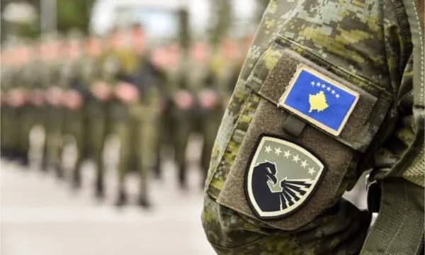 Lajmërohet ushtari që braktisi uniformën e FSK-së dhe u ndal në SHBA: “Um myti lemza”