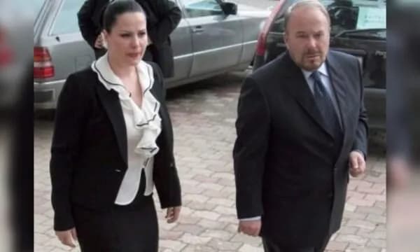 Lamtumira për Fatos Nanon, Xhoana Nano mban fjalën në emër të familjes
