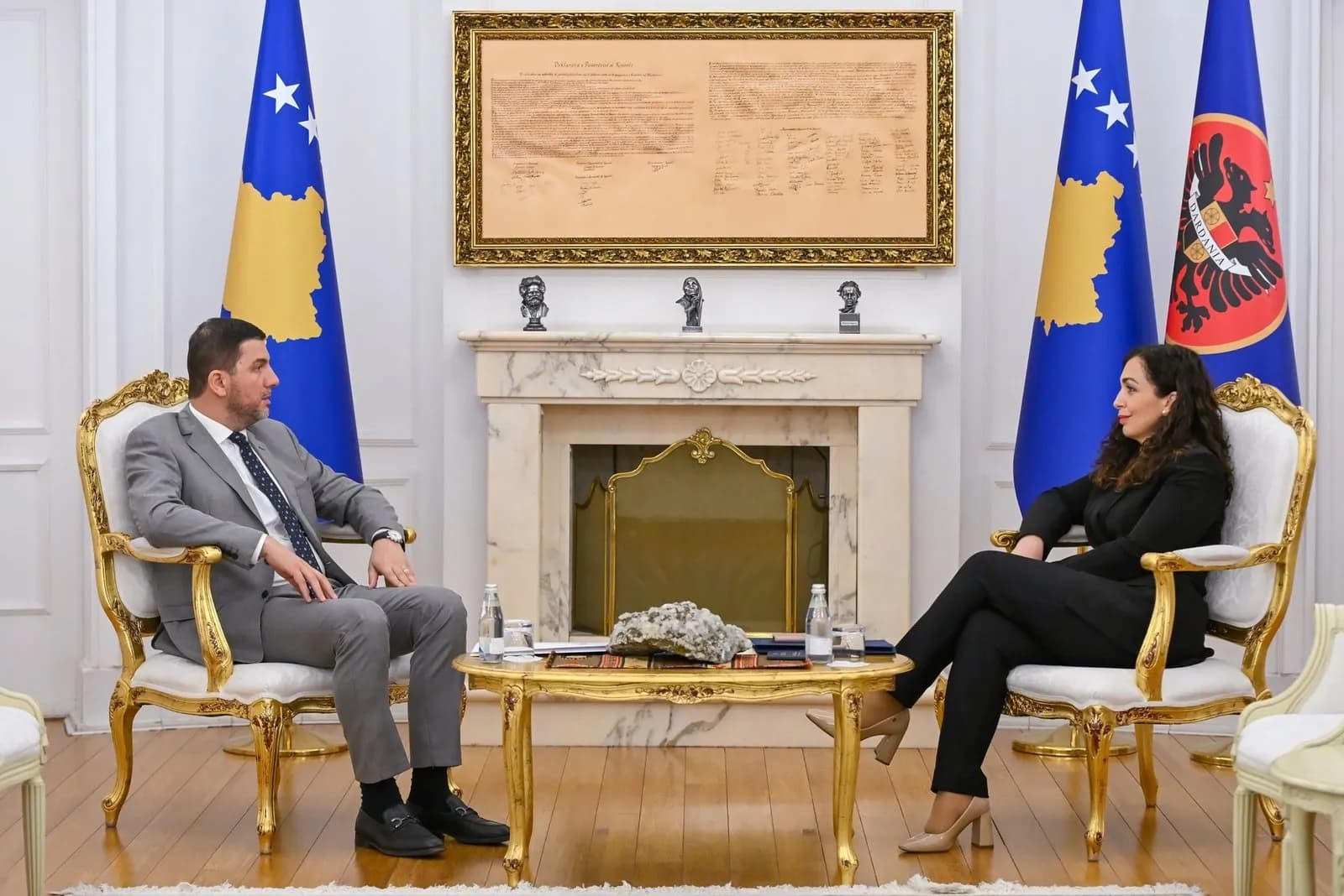 Osmani takon Krasniqin, nga PDK japin detaje se çka u diskutua