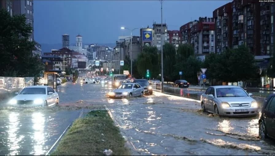 Paralajmërimi për vërshime e përmbytje, Agjencia e Menaxhimit Emergjent del me apel për qytetarët
