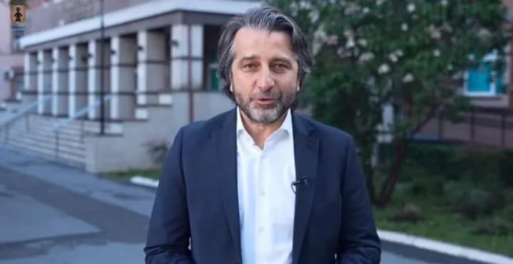 Rama i drejtohet Albin Kurtit: Bllokada nga Ministria e Financave rrezikon shërbimet publike në Kryeqytet
