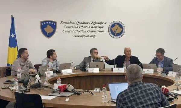 Sami Kurteshi përplaset me PDK-në në mbledhjen e KQZ-së: Ju e keni instalu “Trenin bullgar” në Kosovë