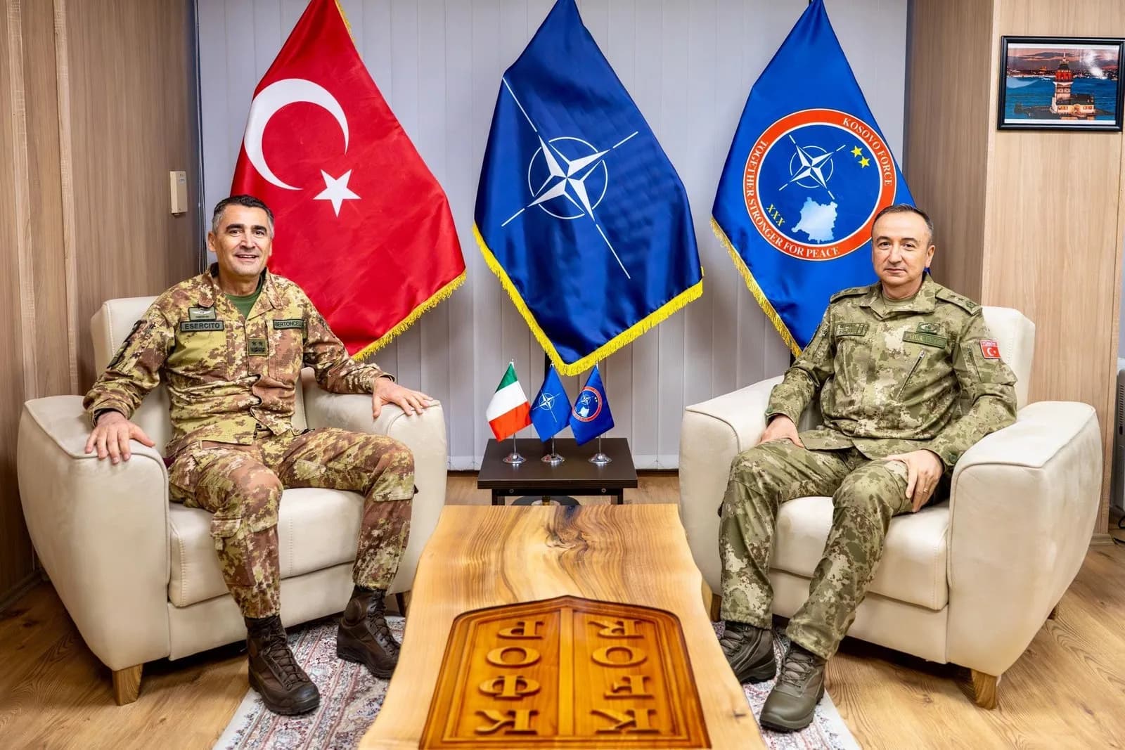 Ulutash pret në takim shefin e shtabit të NATO-s në Itali, diskutojnë për sigurinë në Kosovë