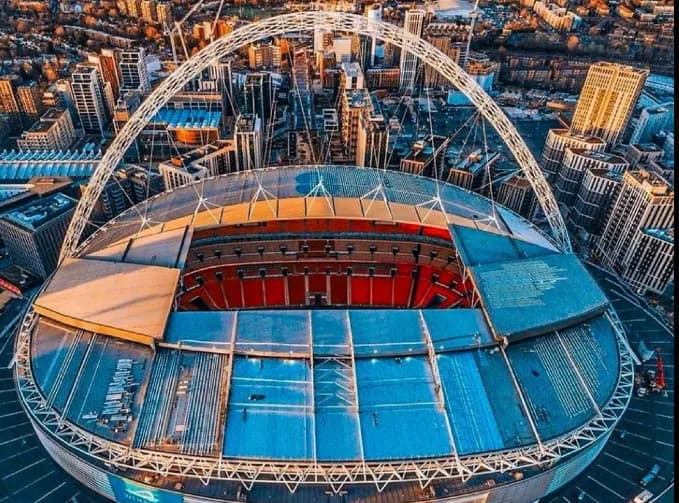 Zyrtare: Finalja e Euro 2028 do të zhvillohet në Wembley