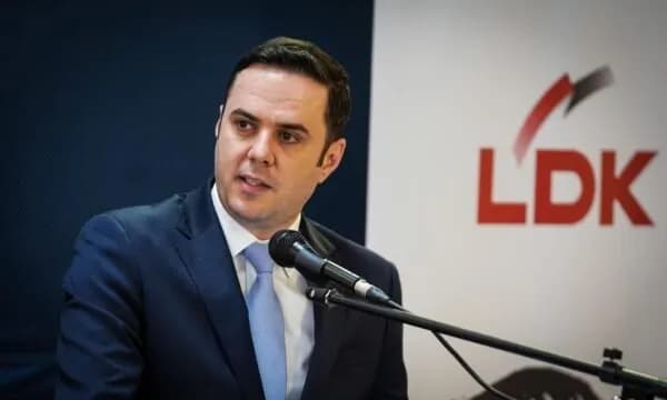 Abdixhiku: Kur energjia shpenzohet në propagandë, projektet mbesin në letër, autostrada për Gjilan është shembulli më i mirë