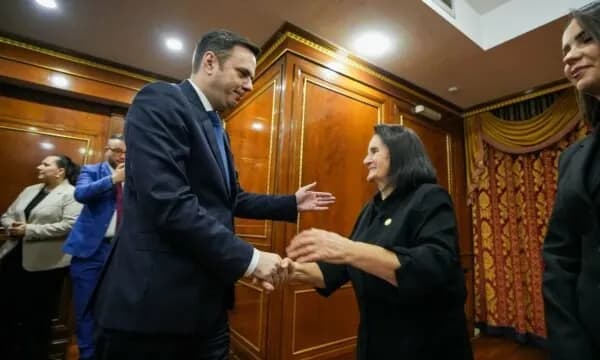 Abdixhiku në Velani për Rugovën: Shqiptari më i madh i të gjitha kohërave – pamje