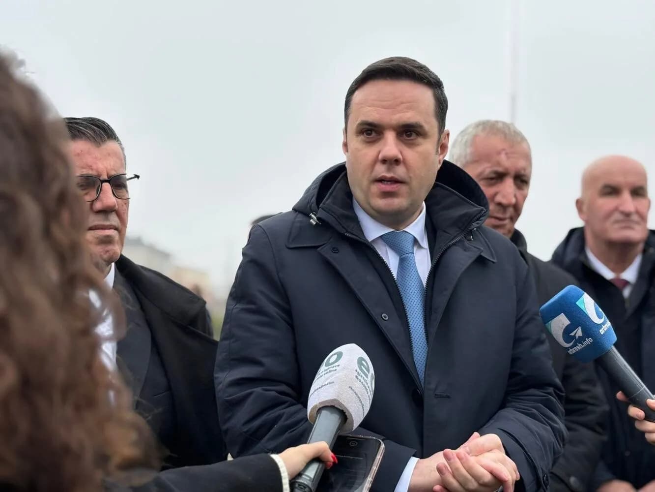 Abdixhiku pas homazheve tek varri i Rugovës në 36 vjetorin e LDK-së: Me krenari vazhdojmë rrugëtimin politik drejt së ardhmes