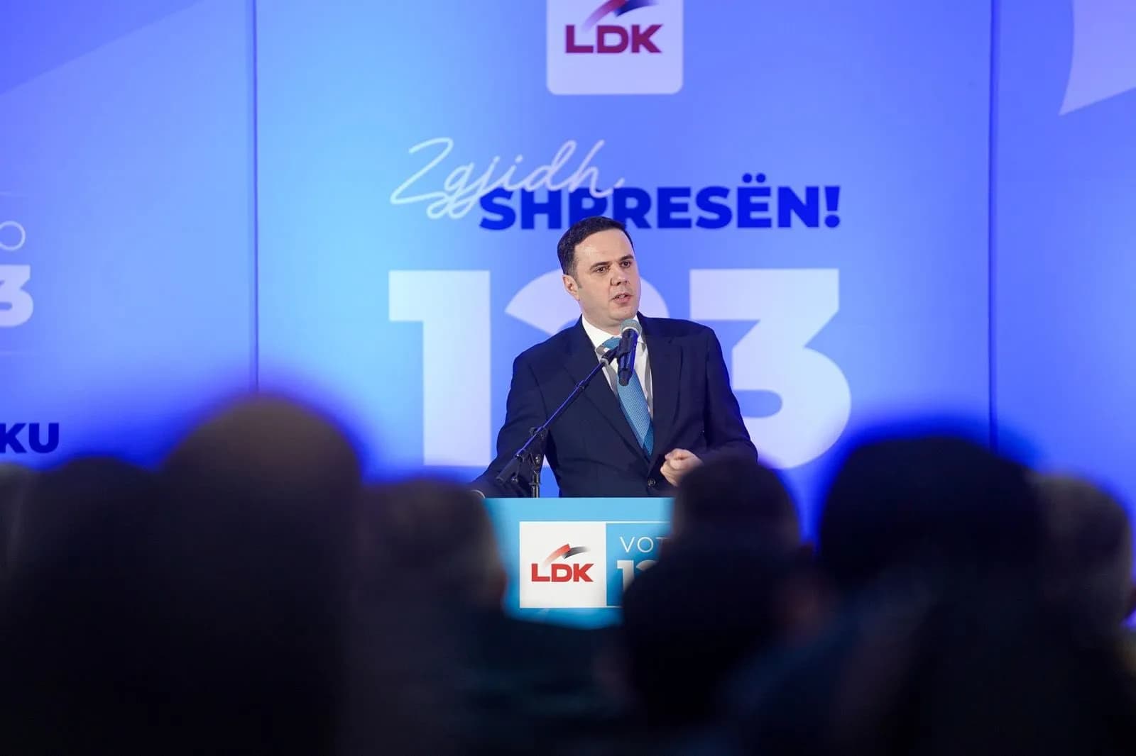 Abdixhiku: Programi i LDK-së parasheh rritje pagash, investime të mëdha dhe projekte infrastrukturore