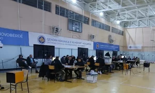 Afër 70% të votave të numëruara, pesë kandidatët më të votuar te partitë më të mëdha