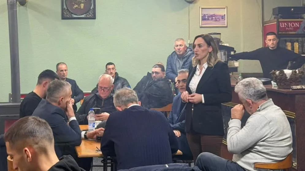 Albana Bytyqi drejt fitores, merr mbështetje të madhe në Suharekë e Gjinoc
