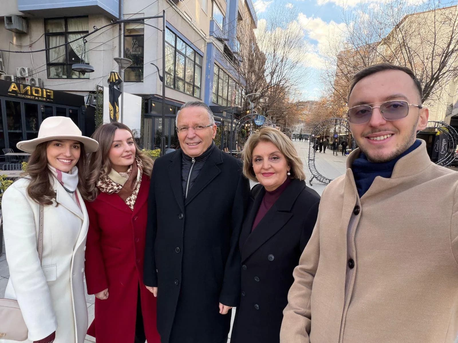 Bedri Hamza voton në Mitrovicë: E përmbusha obligimin qytetar, ftoj të gjithë të votojnë