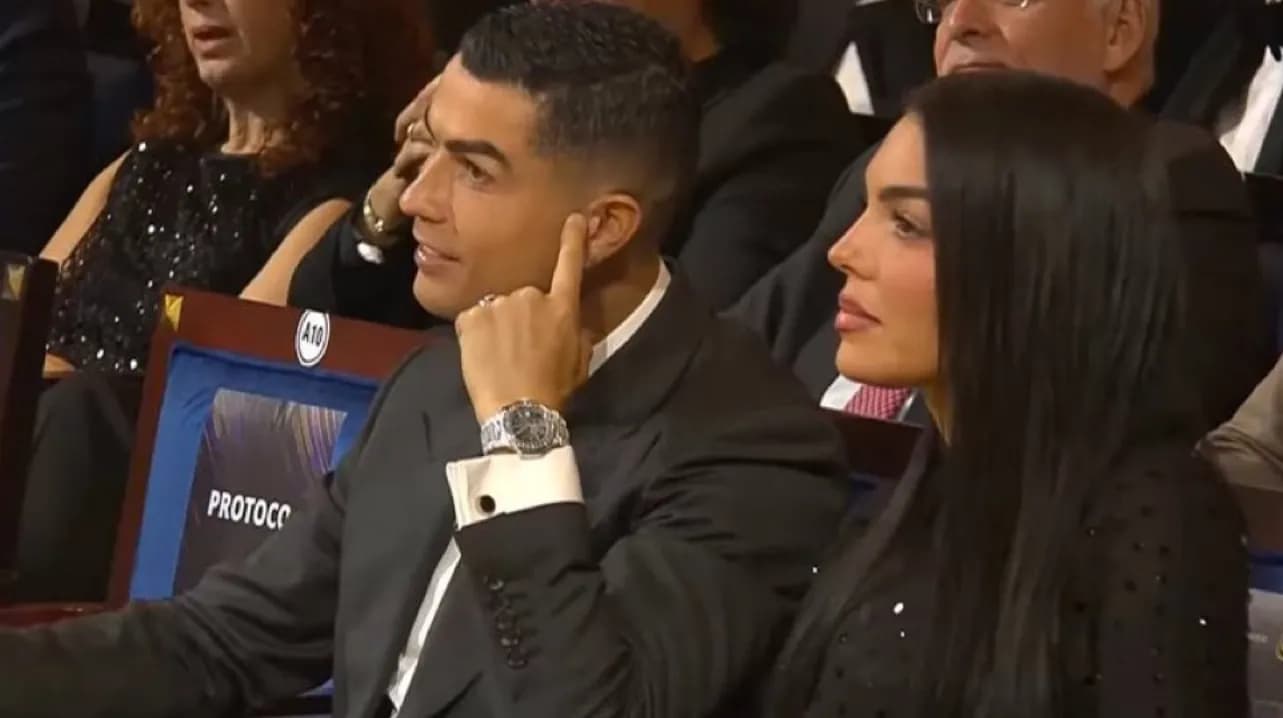 Cristiano Ronaldo shpallet fituesi i çmimit “Lojtari i Vitit në Lindjen e Mesme”