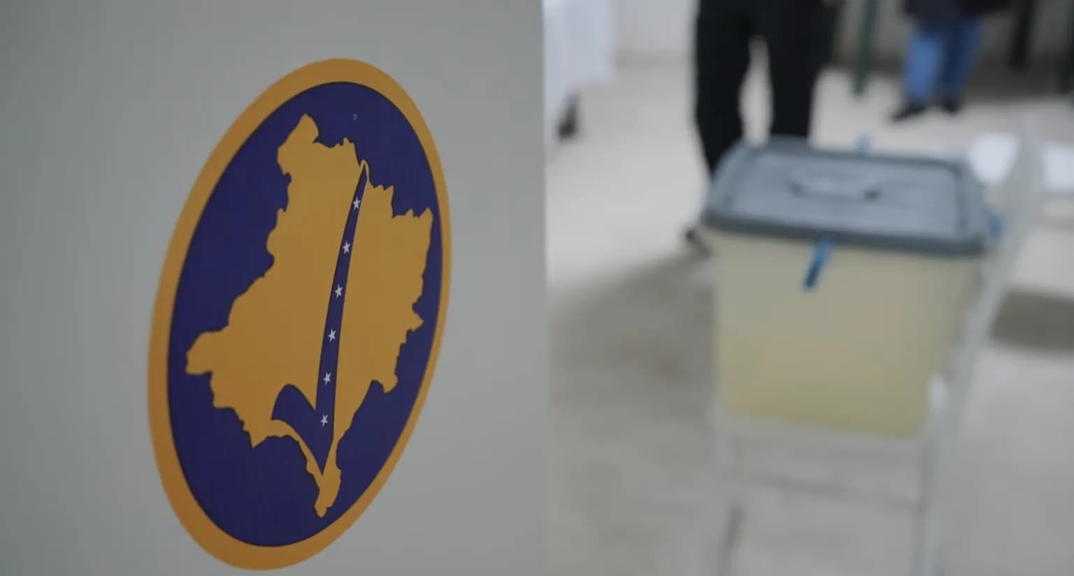 Deri në ora 15:00, mbi gjysmë milion qytetarë kanë shfrytëzuar të drejtën e votës