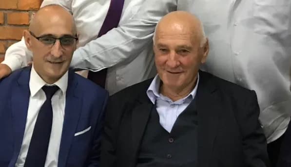 “Dhimbje që vështirë përshkruhet”, vajza e Salih Mustafës emocionon për vdekjen e gjyshit