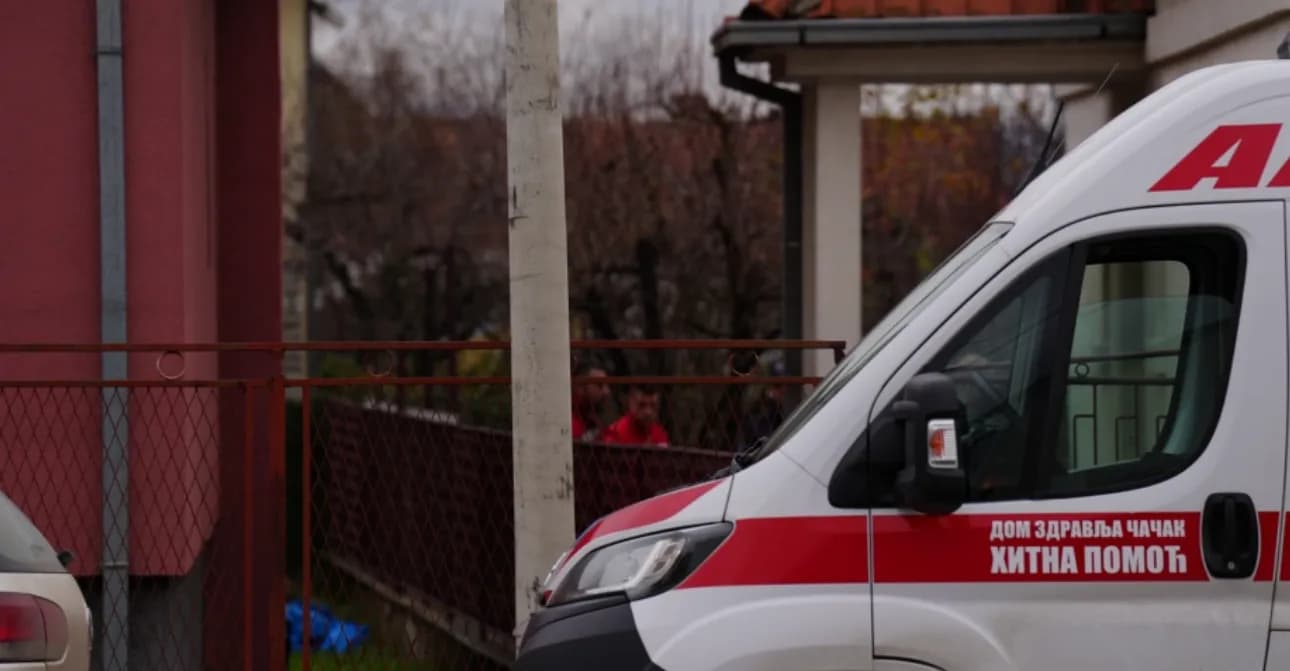 Gjenden 3 trupa të vdekur në një shtëpi në Çaçak të Serbisë, dyshohet për vrasje