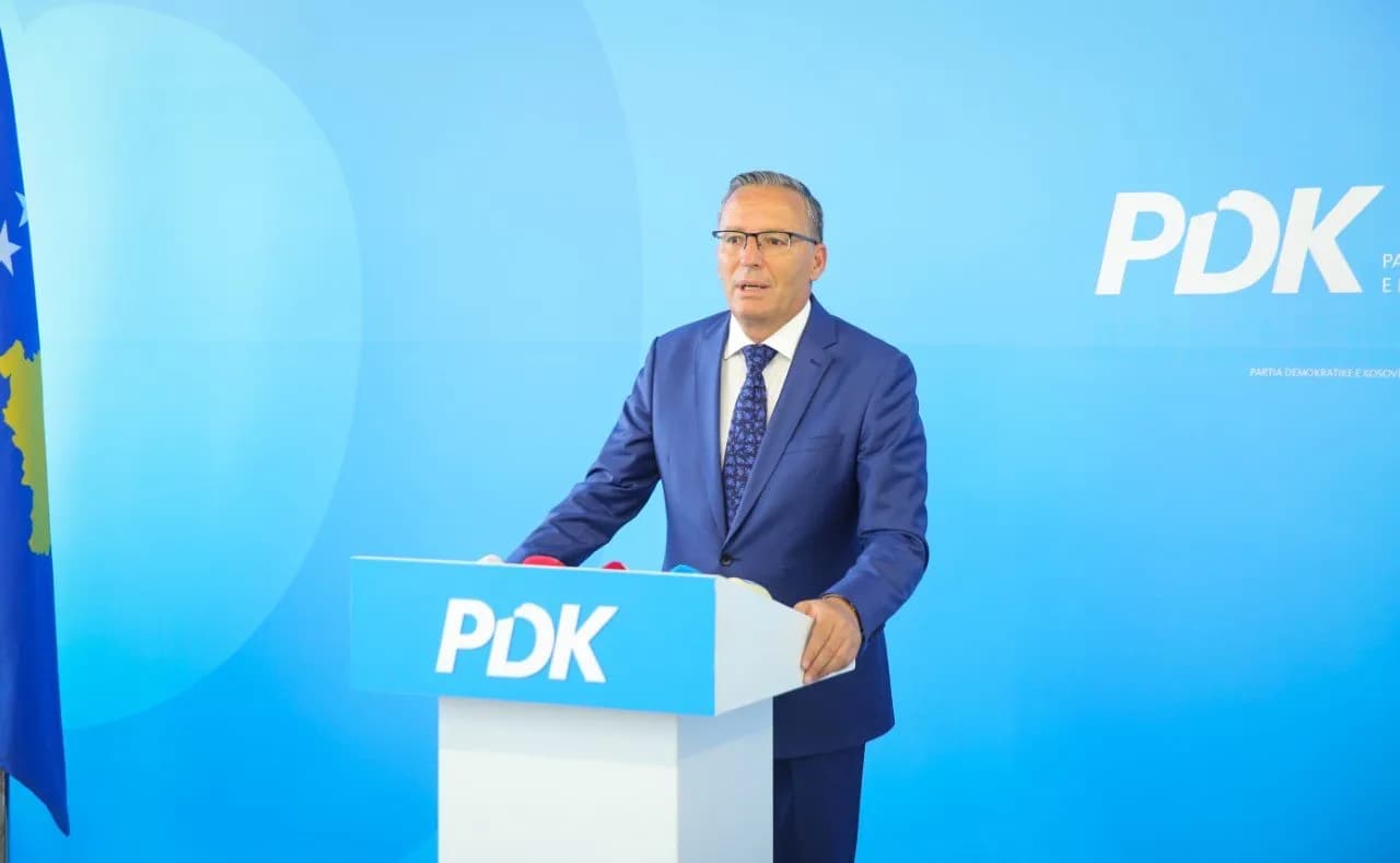 Hamza iu premton qytetarëve: Një prej vendimeve të para do të jetë rritja e pagave dhe pensioneve të të gjitha kategorive