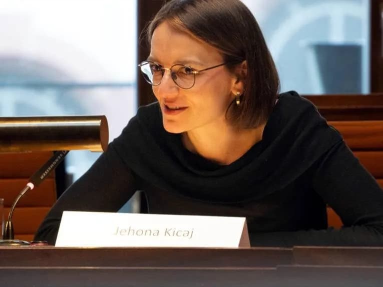 Jehona Kicaj – laurate e Çmimi Letrar i Qytetit të Hannoverit për vitin 2025