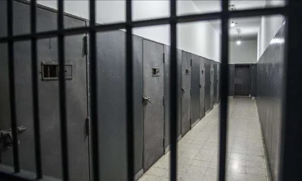 Kapet drogë në tri raste të ndara në burgun e Dubravës